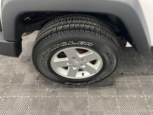 Used 2013 Jeep Wrangler Sport image 31