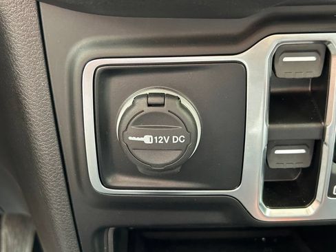 Used 2024 Jeep Wrangler Unlimited Sport AWD/4WD image 26