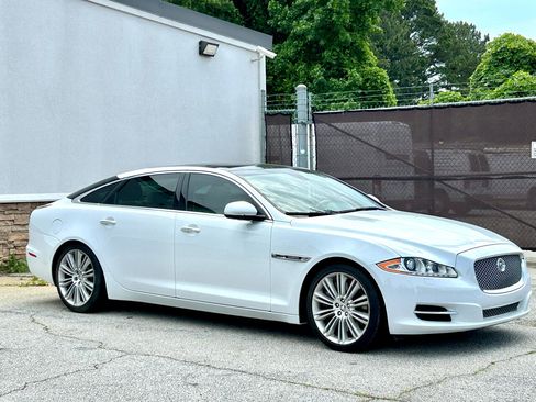 Used 2012 Jaguar XJ L Supercharged image 7