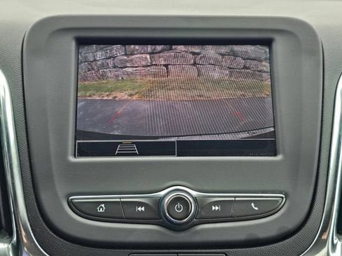 Used 2022 Chevrolet Equinox LT AWD/4WD image 26