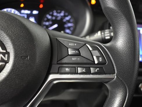 Certified 2023 Nissan Kicks SV FWD image 15