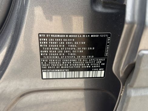 Used 2022 Volkswagen Tiguan SE AWD/4WD image 52