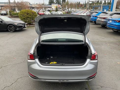 Used 2024 Lexus ES 250 250 image 11