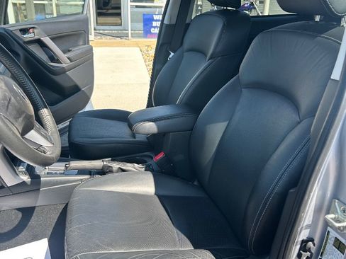Used 2016 Subaru Forester 2.5i Limited w/ Popular Package #2 AWD/4WD image 11