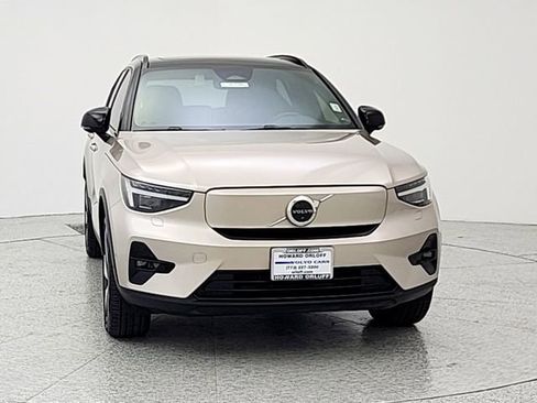 Used 2023 Volvo XC40 Recharge Ultimate w/ Protection Package Premier AWD/4WD image 2