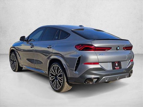 New 2026 BMW X6 xDrive40i w/ Climate Comfort Package image 8