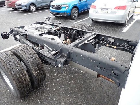 New 2025 Ford F350 XL w/ XL Chrome Package image 8