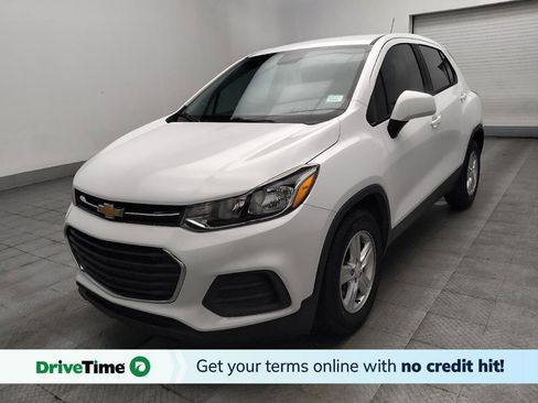 Used 2020 Chevrolet Trax LS w/ Tint and Cruise Package FWD image 1