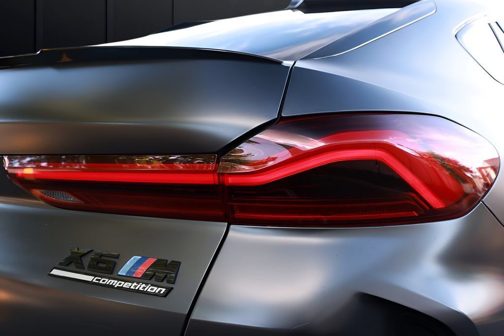 Used 2021 BMW X6 M w/ Competition Package AWD/4WD image 18
