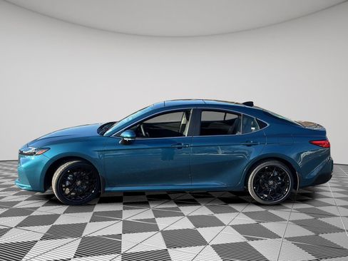 New 2026 Toyota Camry XLE image 7