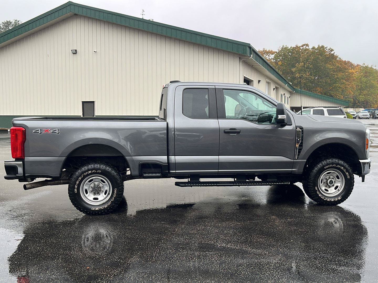 Used 2024 Ford F250 XL w/ XL Off-Road Package AWD/4WD image 32