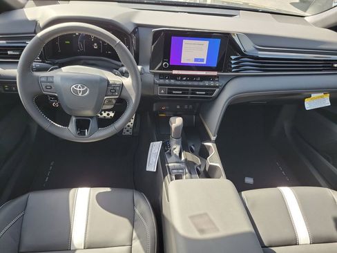 New 2026 Toyota Camry SE w/ Convenience Package image 27