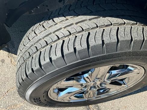 Used 2025 Ford F150 XLT w/ Equipment Group 301A Standard RWD image 5