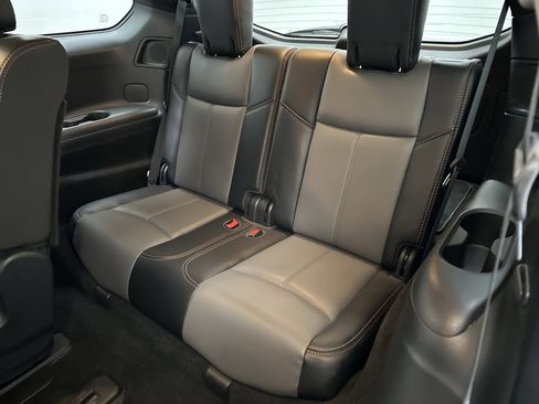 Used 2020 Nissan Pathfinder SL image 23