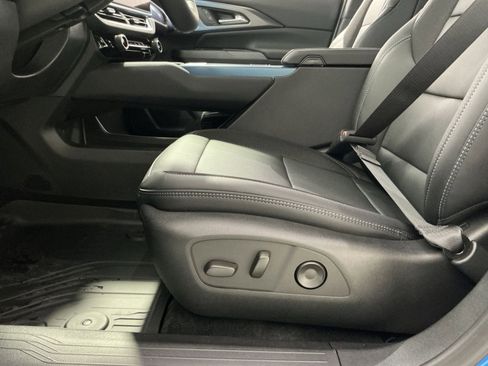 New 2026 Chevrolet Equinox EV LT image 22