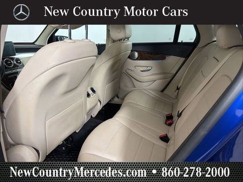 Used 2019 Mercedes-Benz GLC 300 4MATIC image 16