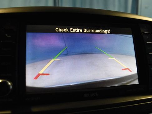 Used 2020 Dodge Grand Caravan SXT FWD image 11