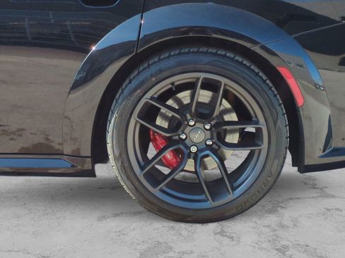 Used 2021 Dodge Charger SRT Hellcat w/ Harman/Kardon Audio Group image 15