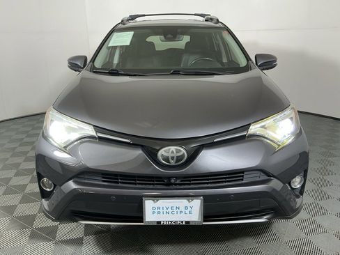 Used 2017 Toyota RAV4 Limited image 3