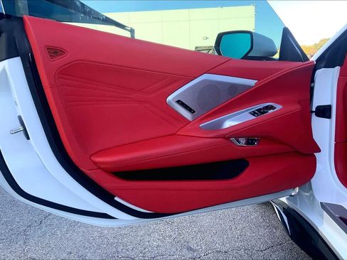 Used 2023 Chevrolet Corvette Z06 image 17
