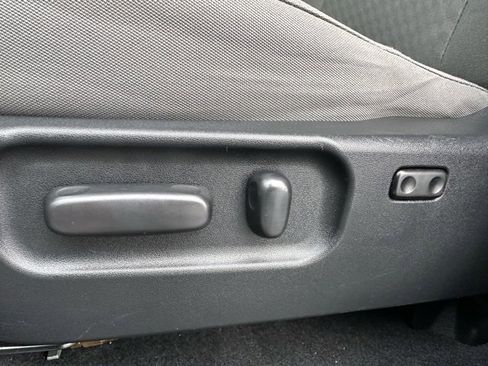 Used 2020 Toyota Tacoma SR5 image 18