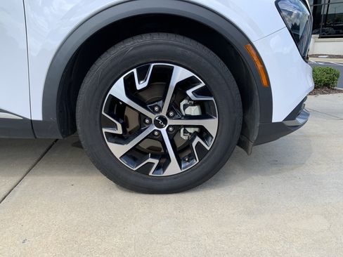 Used 2023 Kia Sportage EX FWD image 13