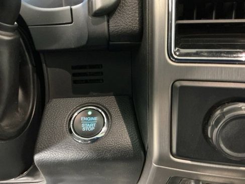 Used 2022 Ford F450 Platinum w/ FX4 Off-Road Package image 29