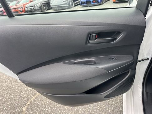 Used 2023 Toyota Corolla LE image 23