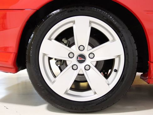 Used 2004 Pontiac GTO image 87
