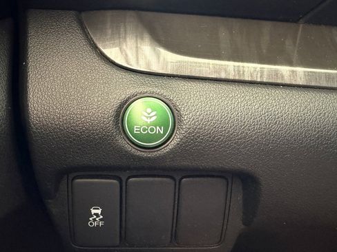 Used 2013 Honda CR-V EX-L image 18