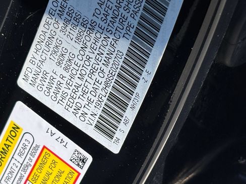 Used 2025 Honda Civic Sport image 30