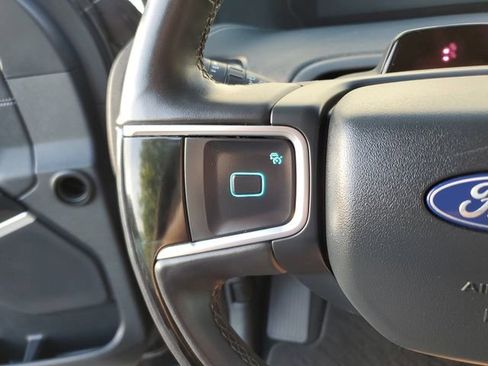 Used 2025 Ford Expedition Max Platinum AWD/4WD image 27