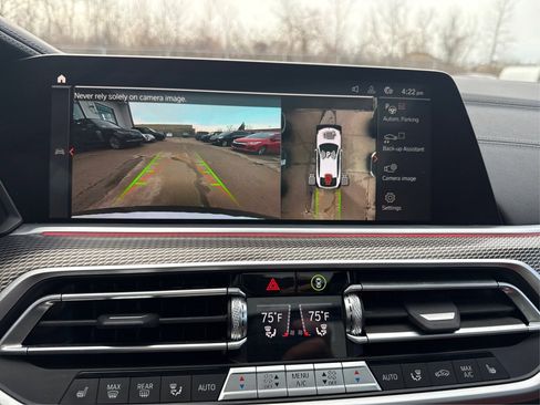 Used 2022 BMW X6 xDrive40i w/ M Sport Package image 33