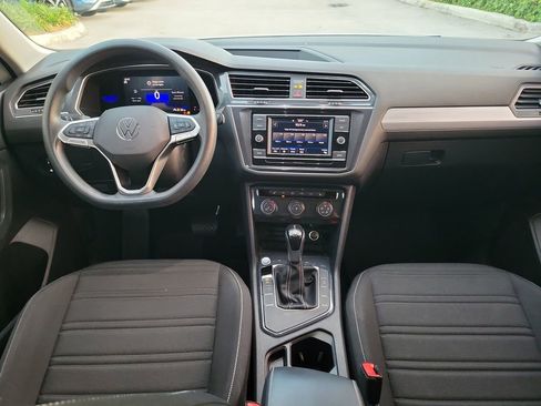 Used 2022 Volkswagen Tiguan S image 9