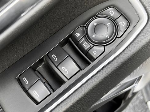 Used 2025 GMC Sierra 2500 Denali image 27