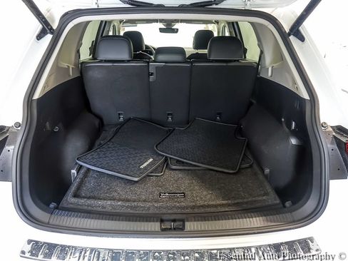 Used 2022 Volkswagen Tiguan SE AWD/4WD image 21