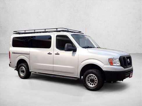 Used 2020 Nissan NV 3500 S RWD image 6