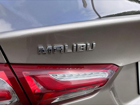 Used 2024 Chevrolet Malibu LT FWD image 31