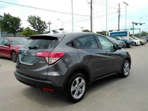 Used 2022 Honda HR-V LX image 6