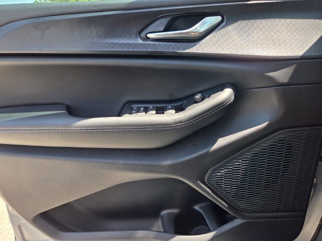 New 2026 Jeep Grand Cherokee Laredo RWD image 21