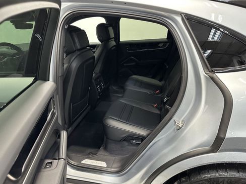 New 2026 Porsche Cayenne Coupe AWD/4WD image 35