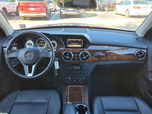 Used 2013 Mercedes-Benz GLK 350 4MATIC image 17
