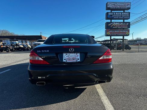 Used 2011 Mercedes-Benz SL 550 image 6