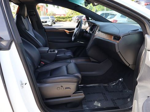 Used 2020 Tesla Model X Long Range AWD/4WD image 27