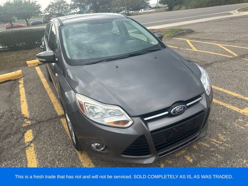 Used 2012 Ford Focus SE FWD image 2