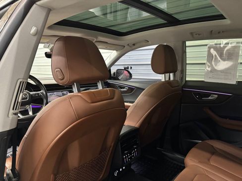 Used 2020 Audi Q8 Premium Plus image 25