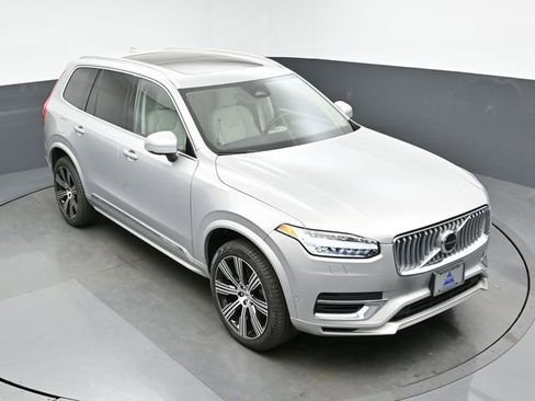 Used 2023 Volvo XC90 T8 Plus AWD/4WD image 45