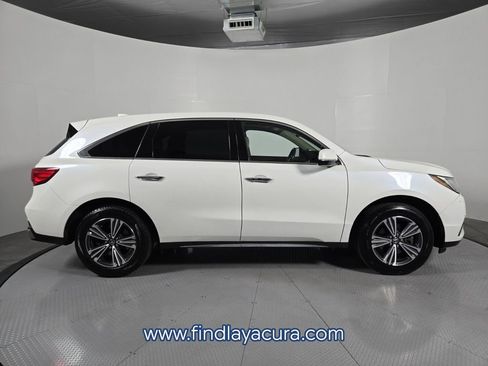 Used 2017 Acura MDX SH-AWD image 9