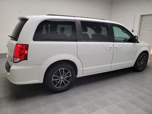 Used 2018 Dodge Grand Caravan GT image 10