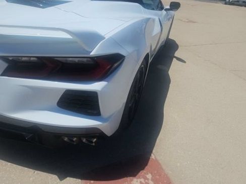 Certified 2021 Chevrolet Corvette Stingray Premium Conv w/ Z51 Performance Package RWD image 9